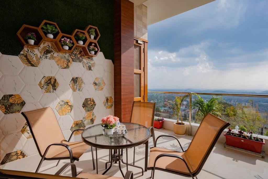 The Sage Villa - Luxury Homestay In Dehradun Bagian luar foto