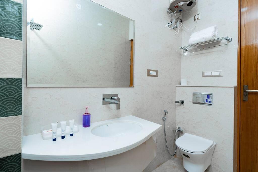 The Sage Villa - Luxury Homestay In Dehradun Bagian luar foto