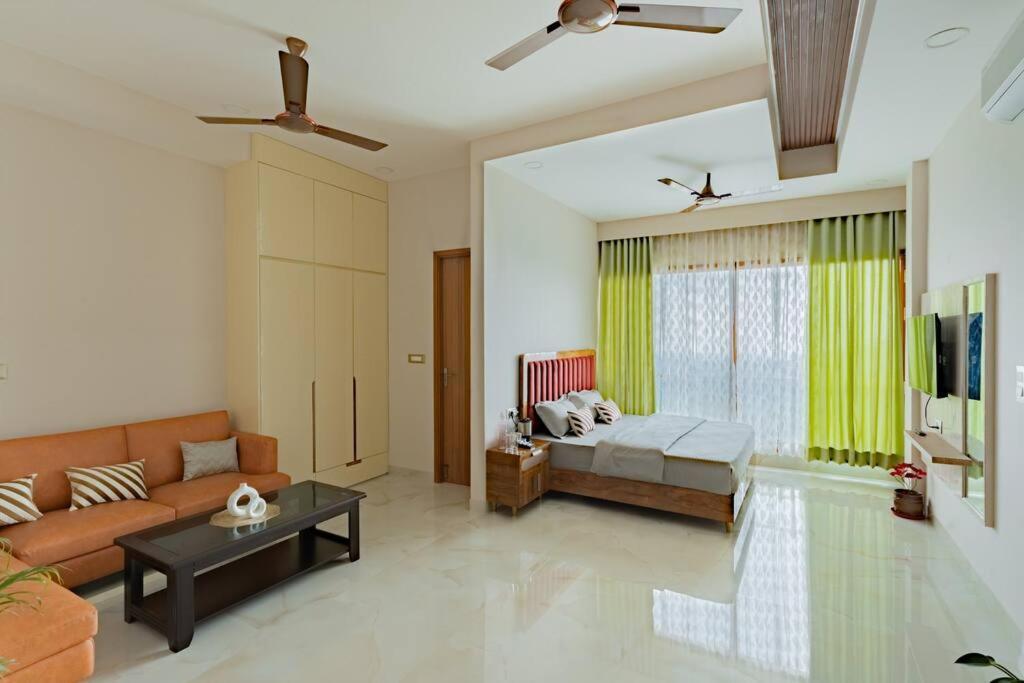 The Sage Villa - Luxury Homestay In Dehradun Bagian luar foto